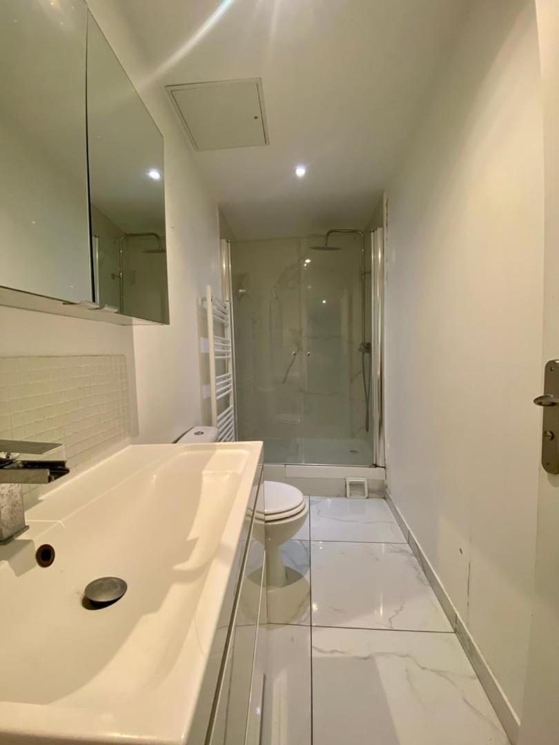 Appartement Familial Proche Saint-Lazarre - 6P Paris Exterior foto